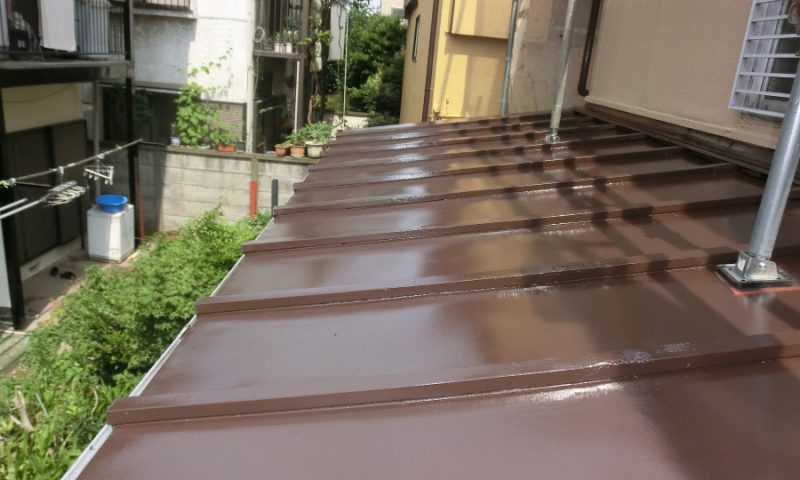 施工事例32 トタン屋根の塗装 パミール屋根のカバー工法 コロニアル屋根のローラー工法 株式会社クオリティリフォーム